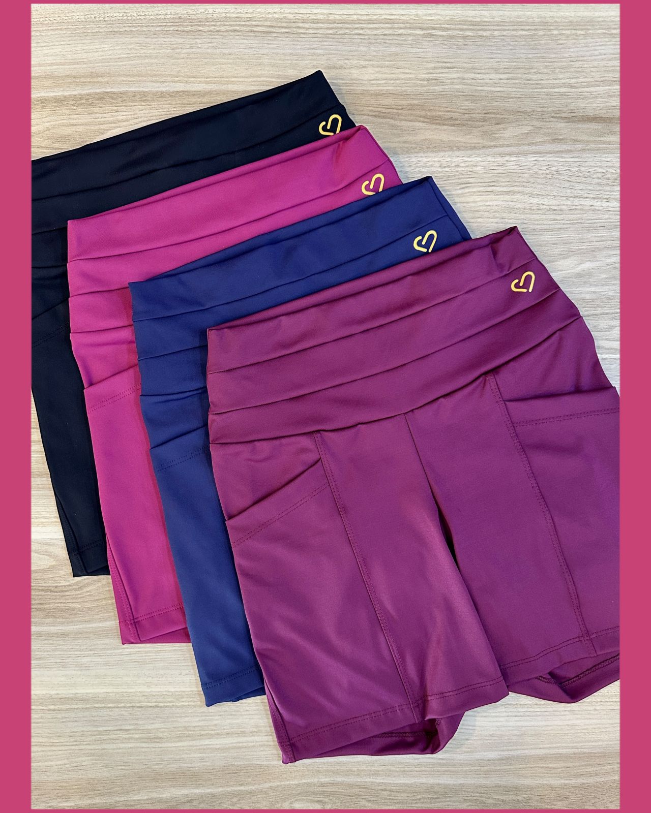 SHORT FITNESS COM BOLSOS LATERAIS